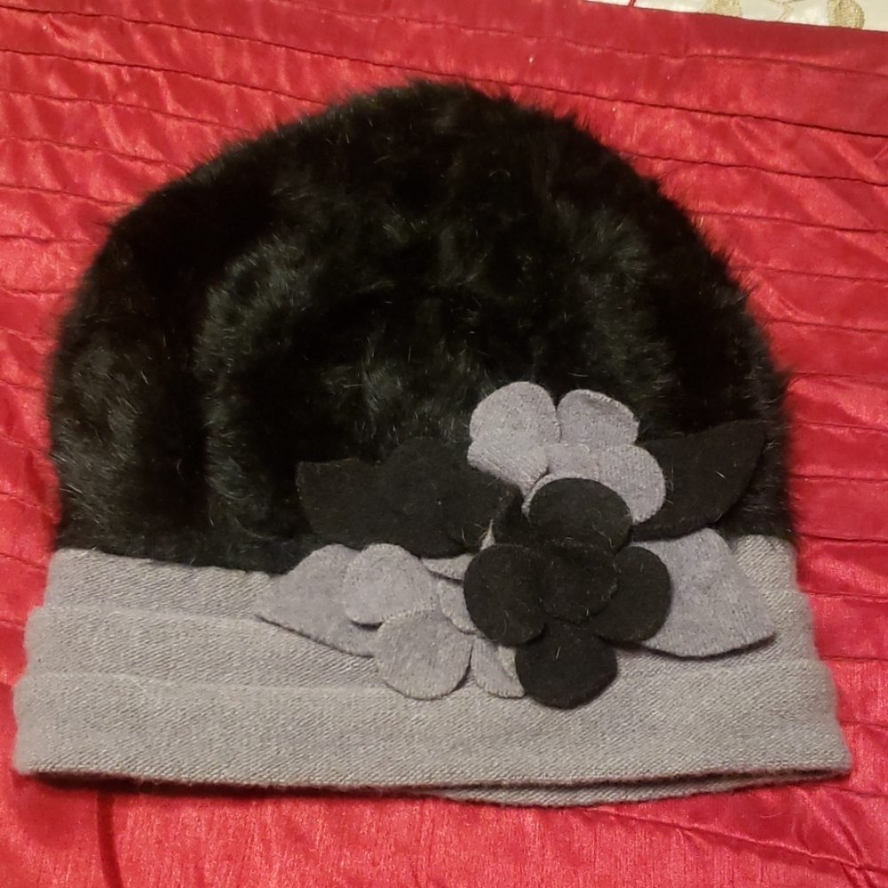 black & Grey knit hat